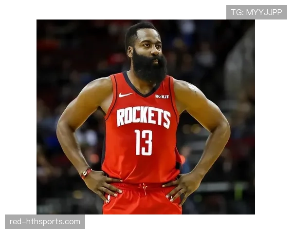 哈登这日常跟赛场差太多了，居然还亲手做饭？真是我见过最接地气的顶级球星